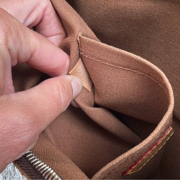 LOUIS VUITTON MONOGRAM ODEON PM SHOULDER BAG CROSSBODY BAG. - Picture 4 of 16